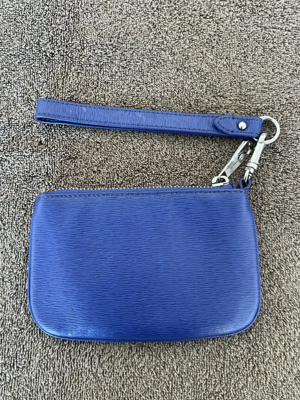 Lauren Ralph‎ Lauren Epi Textured Leather Wristlet Clutch Silver